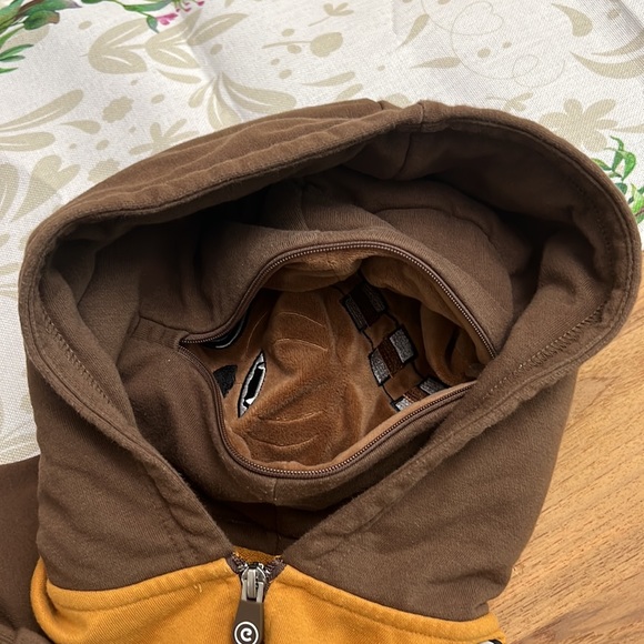 Star Wars Chewbacca Zip-Up Hoodie turn into plush - Picture 5 of 8